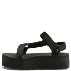 Teva Women's Universal Flatform In Black 9 Teva Women's Universal Flatform In Black -Shoe Luxe Shop 0 1 011 3 2 1100x