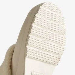 Hunter Women's Play Vegan Shearling Insulated Clogs In White 9 Hunter Women's Play Vegan Shearling Insulated Clogs In White -Shoe Luxe Shop ht wff1000rsp 1062 4 1100x