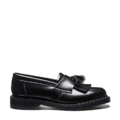 Solovair Vegan Tassel Loafer In Black Hi-Shine