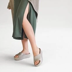 Lemon Jelly Women's Sunny In Warm Grey 9 Lemon Jelly Women's Sunny In Warm Grey -Shoe Luxe Shop l e le sun05 103 2 1100x