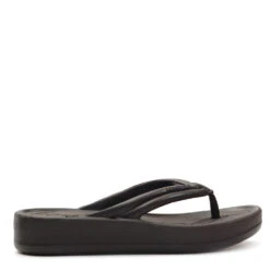 Lemon Jelly Women's Mare Flip Flips In Black