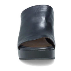 Miz Mooz Women's Gwen In Black -Shoe Luxe Shop mz s291303 bk 1003 3 1100x