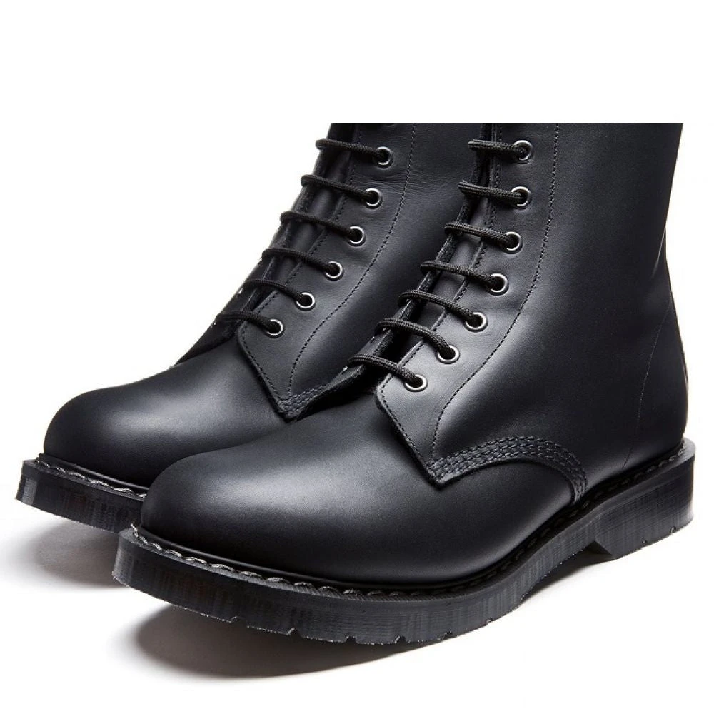 Solovair 8 Eye Derby Boot In Black Greasy 5 Solovair 8 Eye Derby Boot In Black Greasy - Image 3